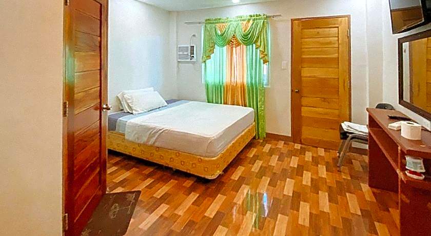 RedDoorz @ 4ks Pension House Bogo City Cebu