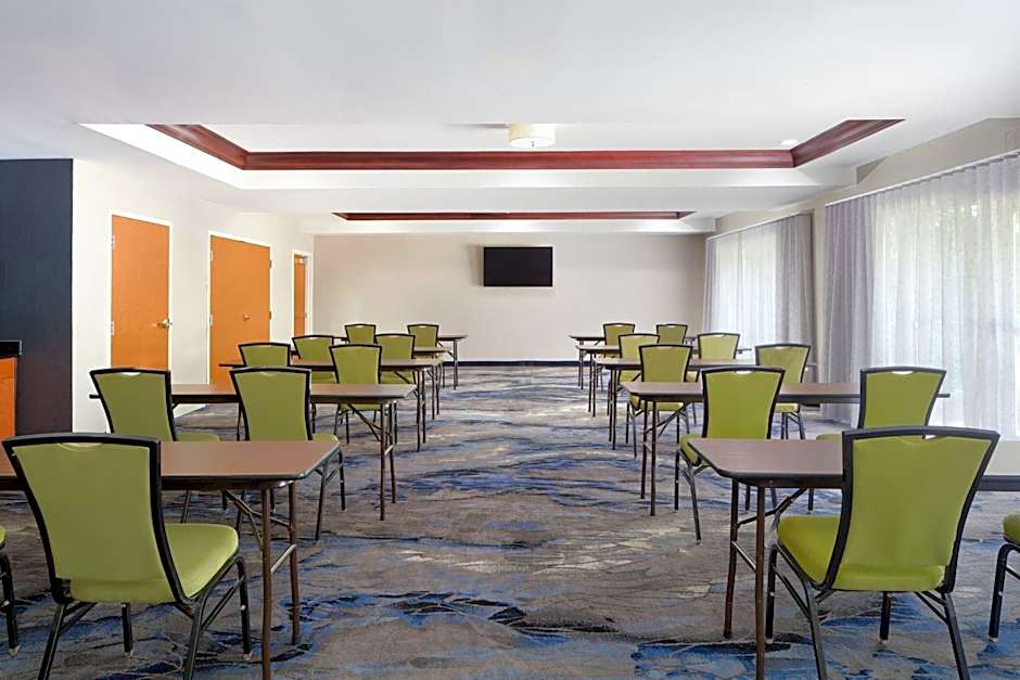 Fairfield Inn & Suites by Marriott Columbia Northeast