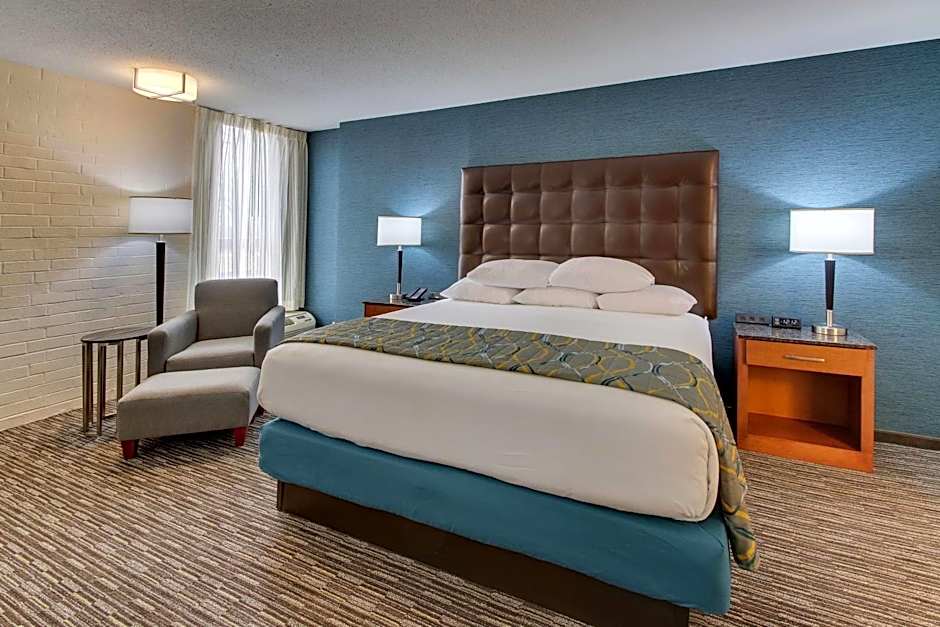 Pear Tree Inn St. Louis Airport