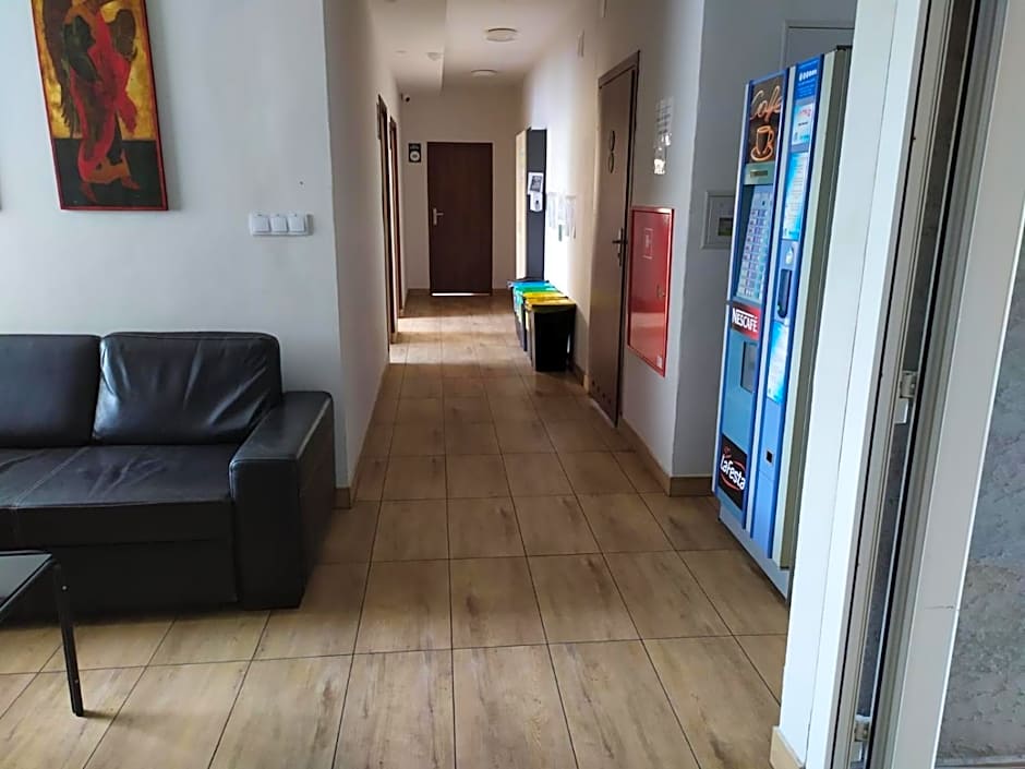 Aparthotel WADOWICE & Hostel GENERY