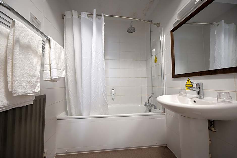 Cocked Hat by Greene King Inns