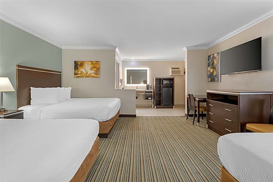 Best Western Courtesy Inn Hotel - Anaheim Resort at the Park