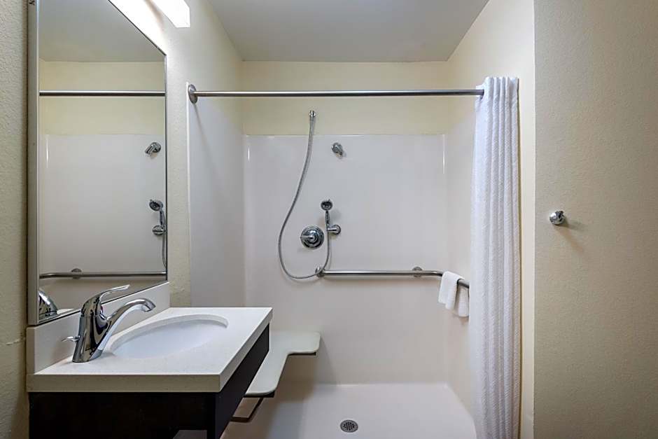 Candlewood Suites Richmond West End Short Pump By IHG