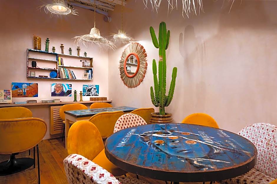 Mama Lova Hôtel, Riad, Restaurant & Spa