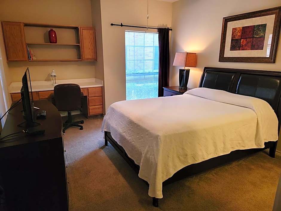 The Reside Fully Furnished Condos - Medical Stays Welcome