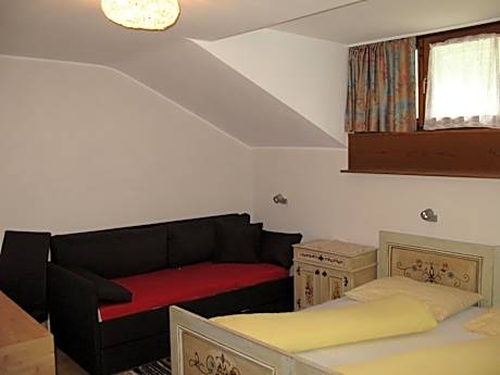 Economy Double Room - Annex Building
