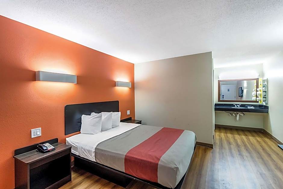 Motel 6 New Brunswick