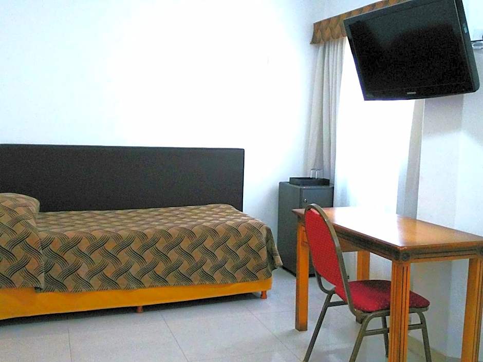 Tritone Hotel