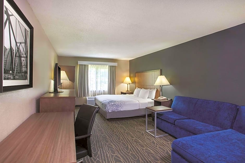 La Quinta Inn by Wyndham Richmond South