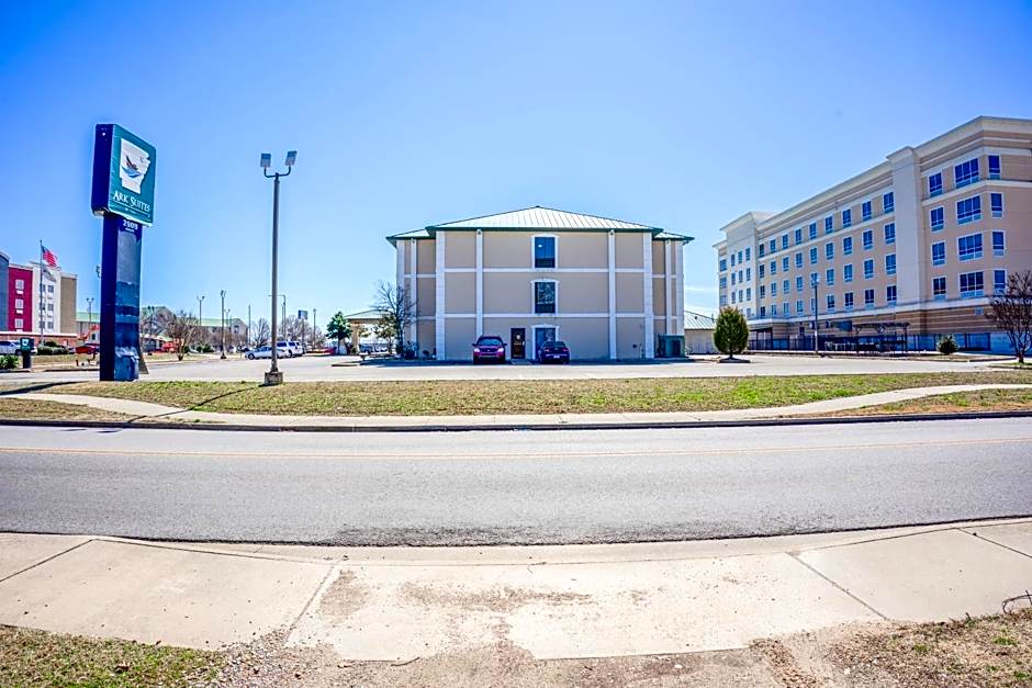 Ark Suites By OYO Jonesboro I-555