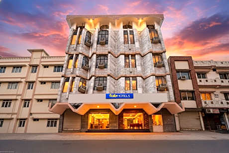 FabHotel New Shanti