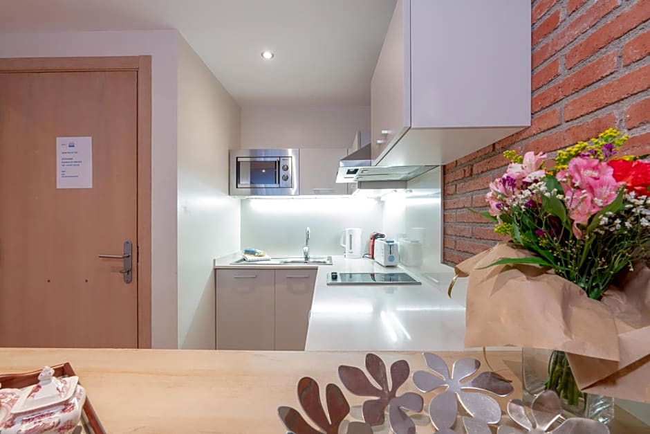 Serennia Cest Apartamentos Arc de Triomf