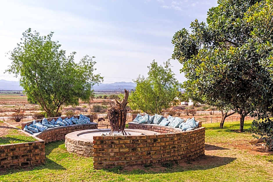 Mooiplaas Guesthouse