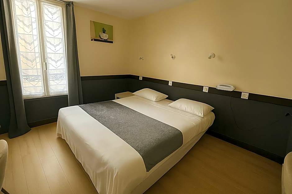 Hotel des Bains à 10 min de Paris