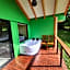 Maleny Tropical Retreat