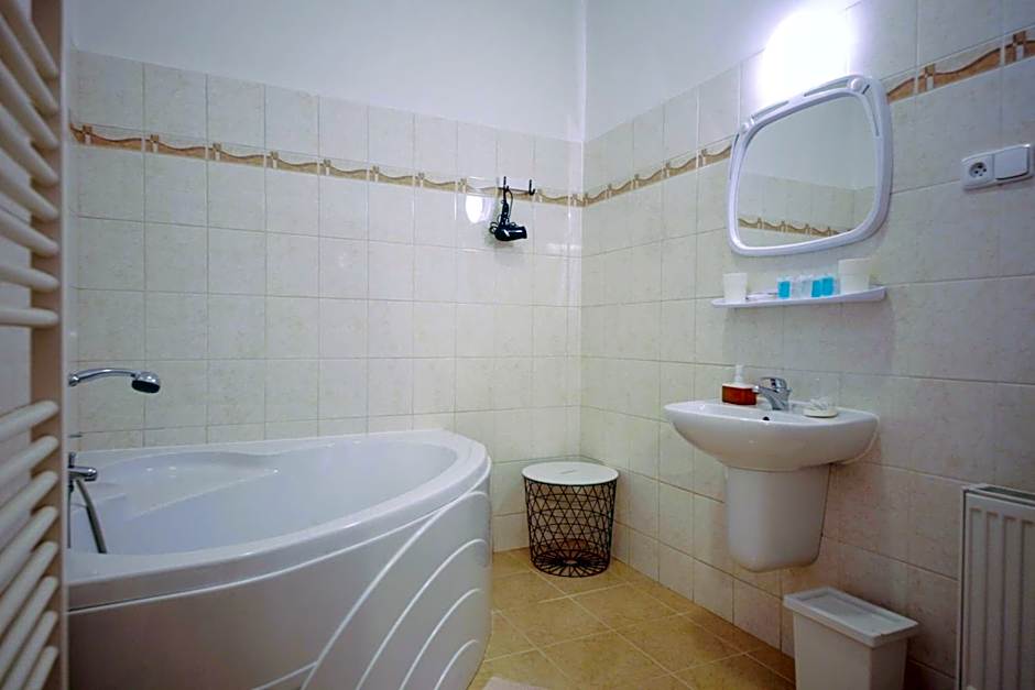 Angel City Aparthotel