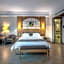 Hotel  Silverland