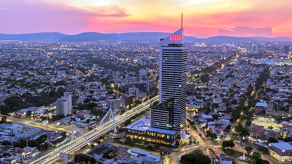 Hotel Riu Plaza Guadalajara