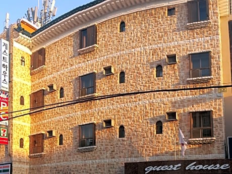Remnant Guesthouse