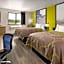 Super 8 by Wyndham South Boston VA
