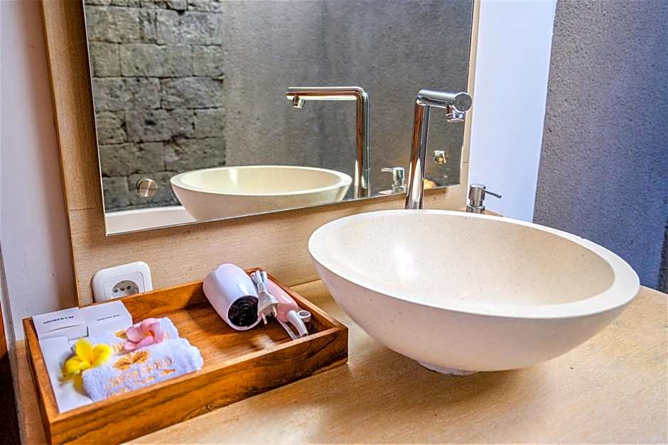 Three Gold Luxury Private Villas