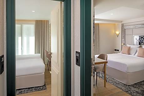 Family Communicating Rooms