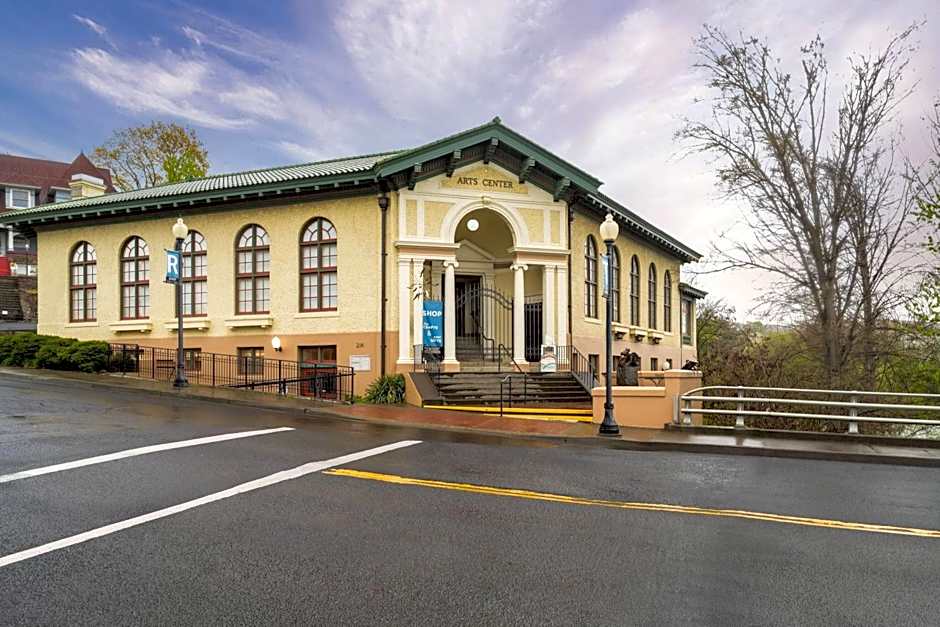 The Hotel Pendleton, Trademark Collection by Wyndham