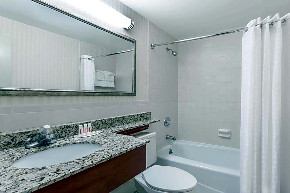 Days Inn by Wyndham Williamsburg Historic Area