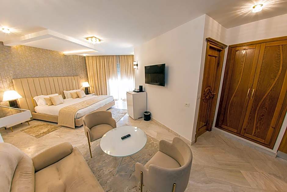 The Penthouse Suites Hotel