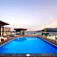 Intouch Riverside Hotel