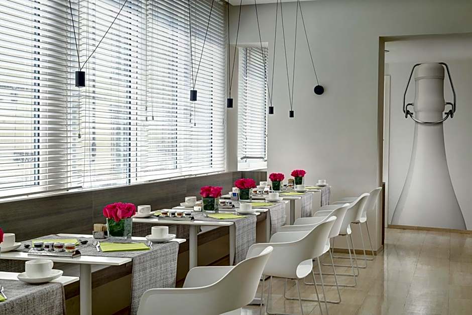 Hotel Glance In Florence