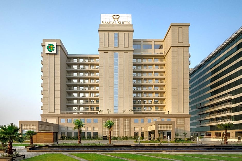 Sandal Suites Op. By Lemon Tree Hotels