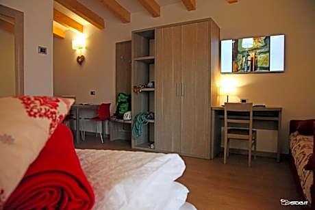 Deluxe Junior Suite