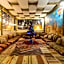 Sarnich Cave Suites