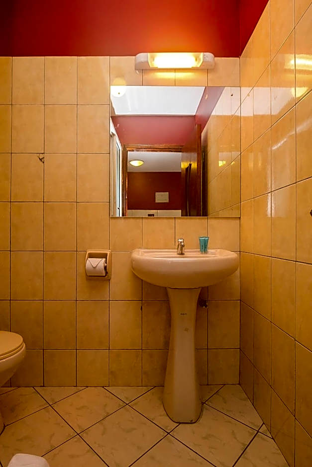Plus254 Hotel