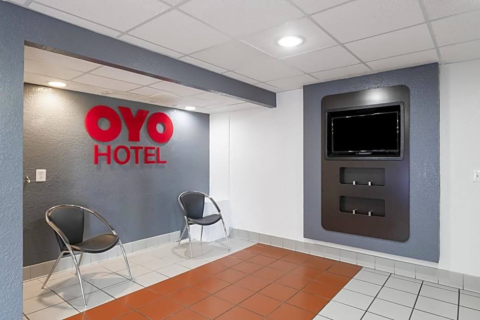 OYO Hotel Houston Katy Freeway