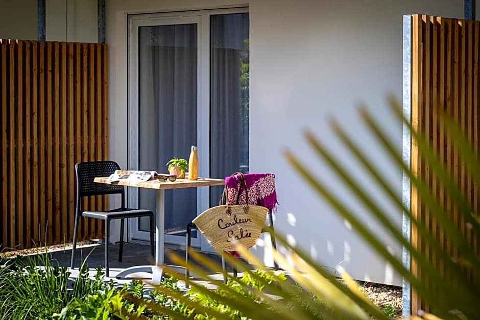 ATHOME RESIDENCE ET SPA