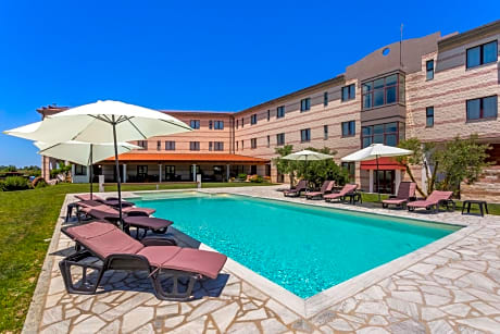 Rodia Inn