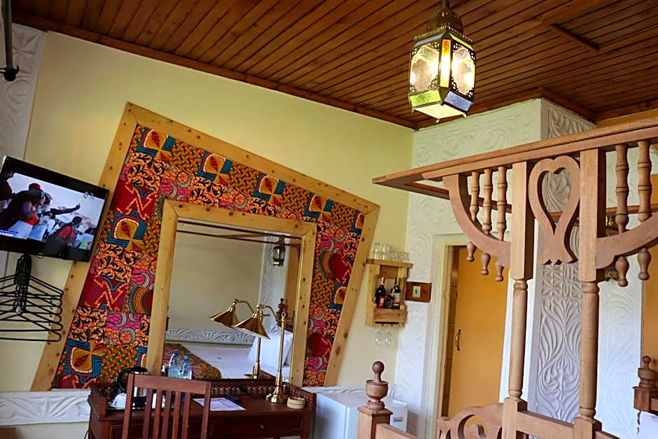 Parklands Shade Hotel