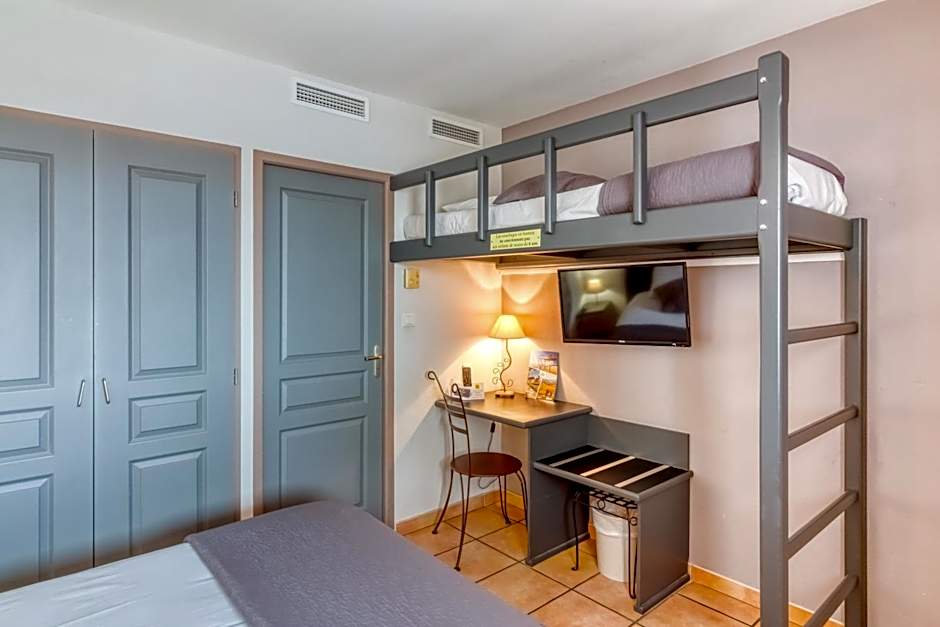 Logis Hôtel Les II Mas - Perpignan Sud