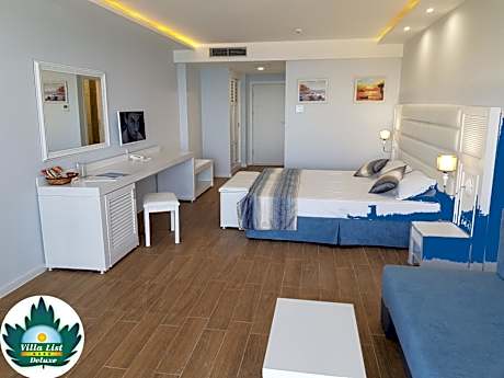 Deluxe Double Room with Sea View