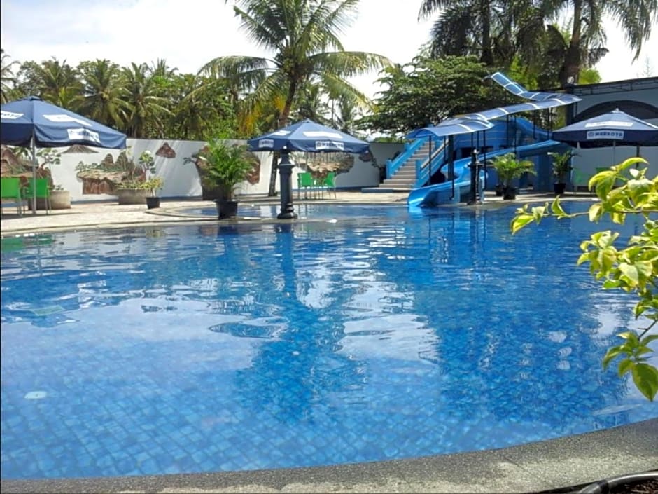 Mahkota Hotel Genteng