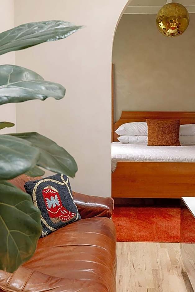Hotel Novacancy
