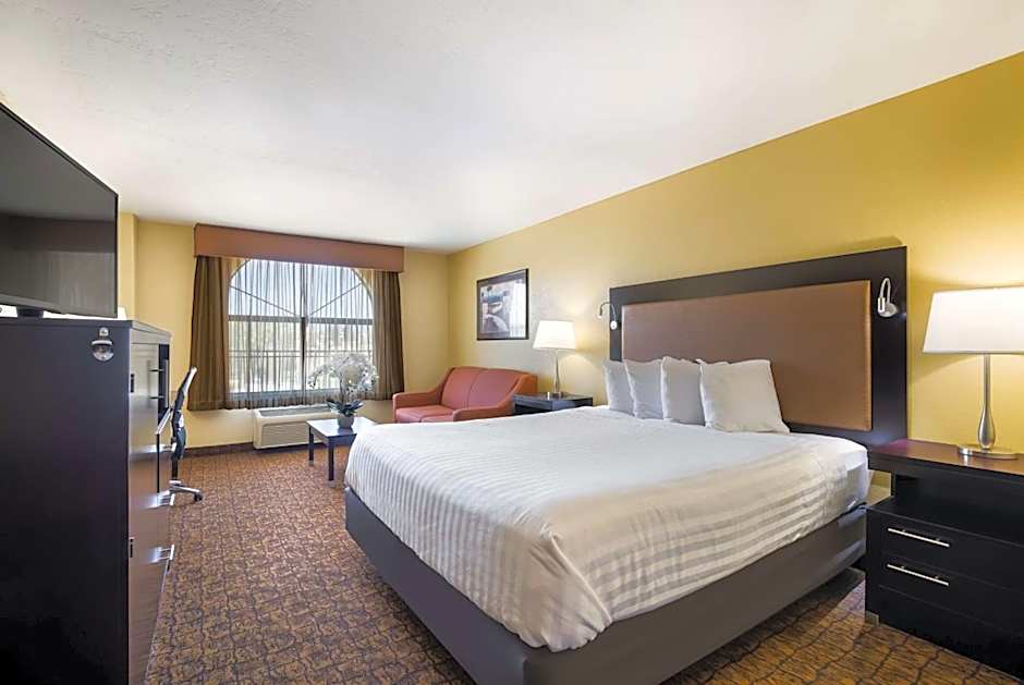 Best Western Escondido Hotel