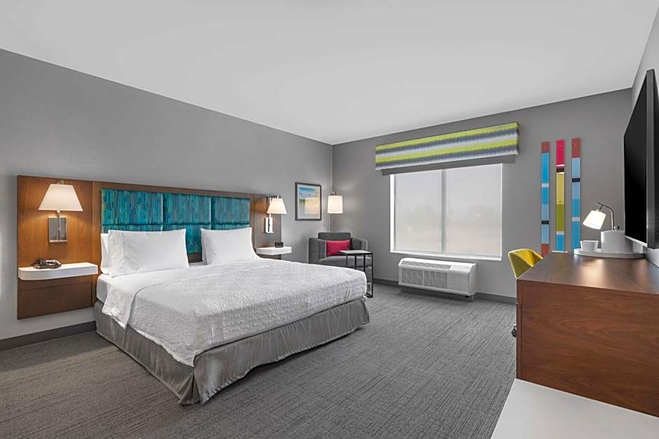 Hampton Inn & Suites Bakersfield Central