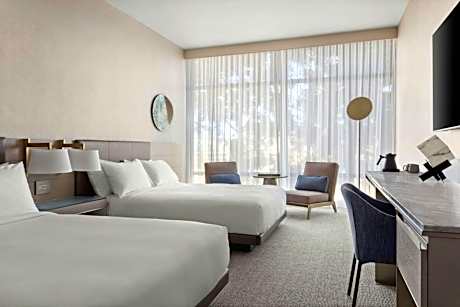 Queen Room with Two Queen Beds and View