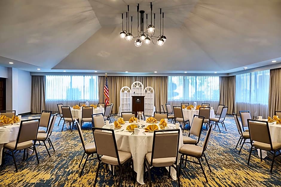 DoubleTree by Hilton Buena Park
