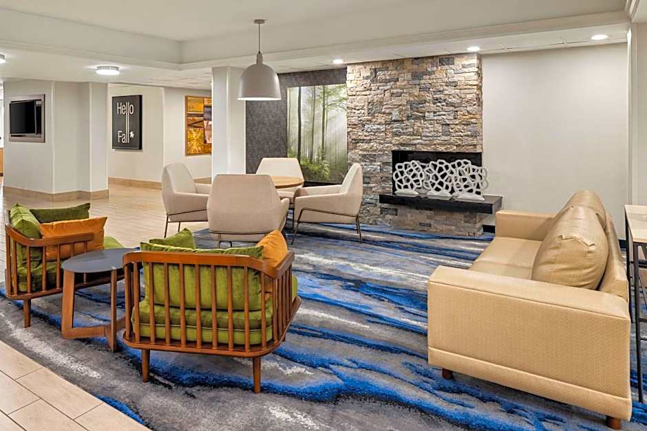 Fairfield Inn & Suites by Marriott Columbus East