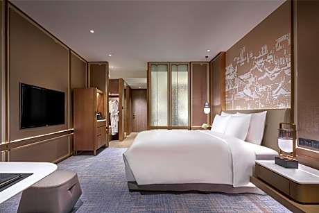 Executive Deluxe King Room