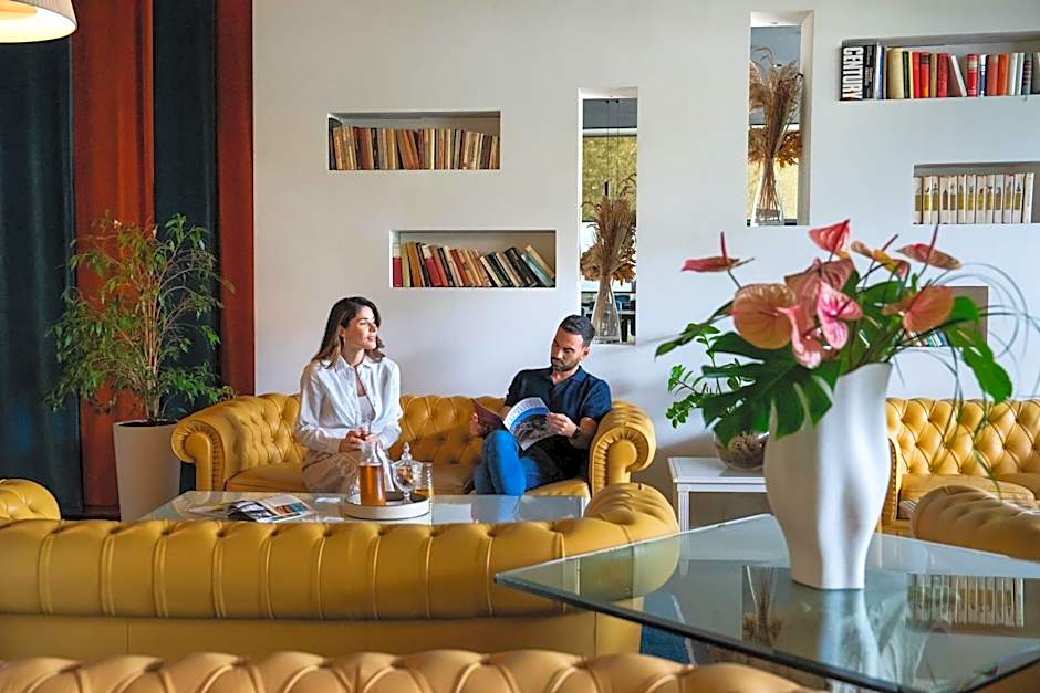 Panoramic Hotel Plaza